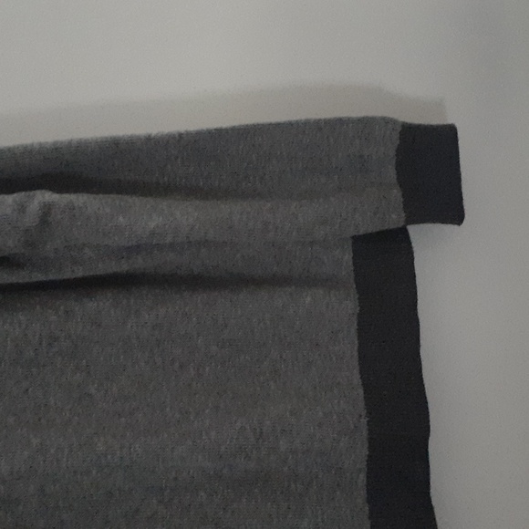 Goodfellow & Co Men's 1/4 Zip Pullover Sweater - Picture 3 of 4